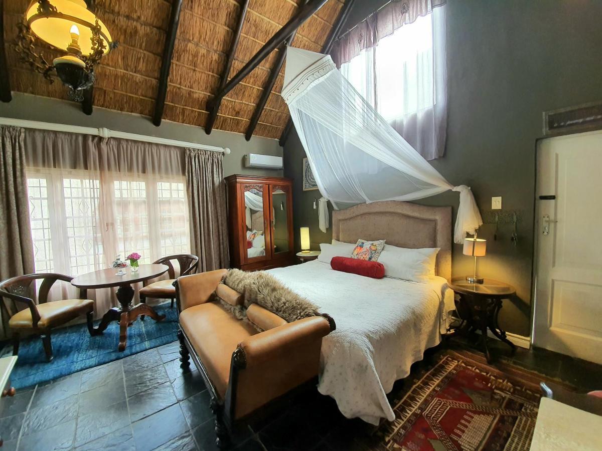 Waterhouse Guest Lodge In Waterkloof Преторія Екстер'єр фото