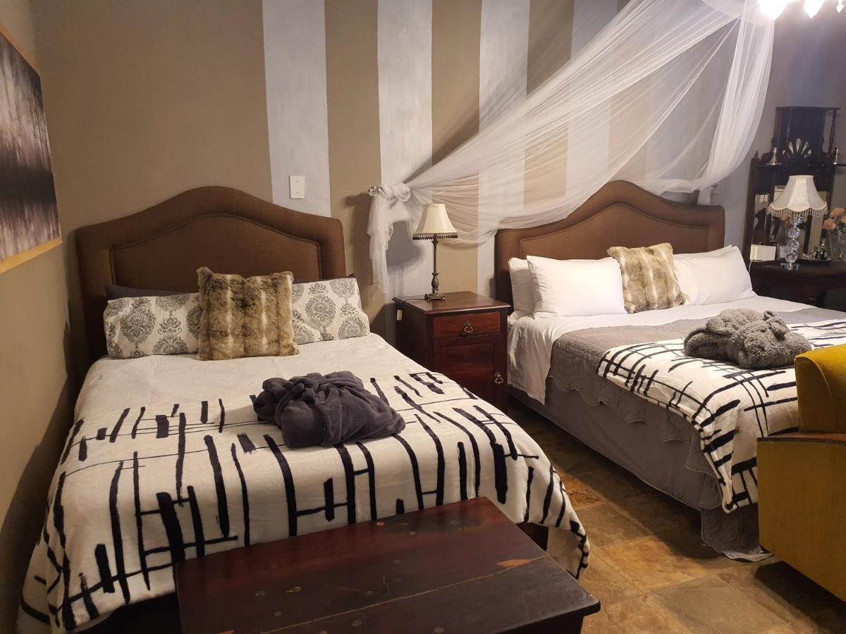 Waterhouse Guest Lodge In Waterkloof Преторія Номер фото