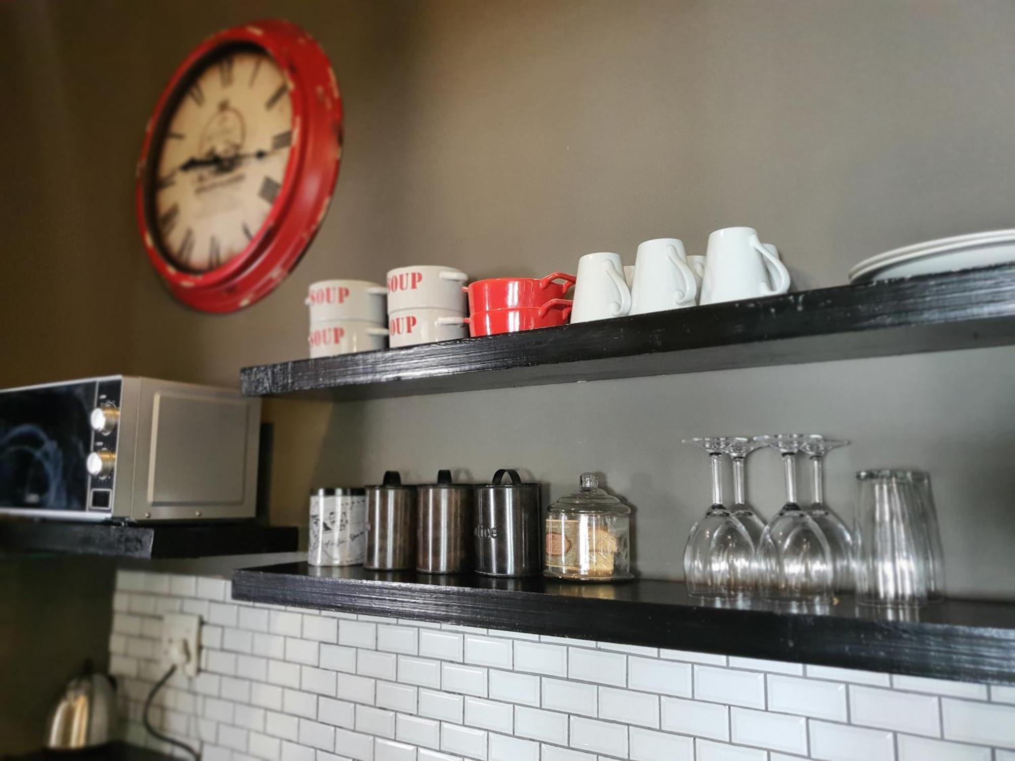 Waterhouse Guest Lodge In Waterkloof Преторія Номер фото