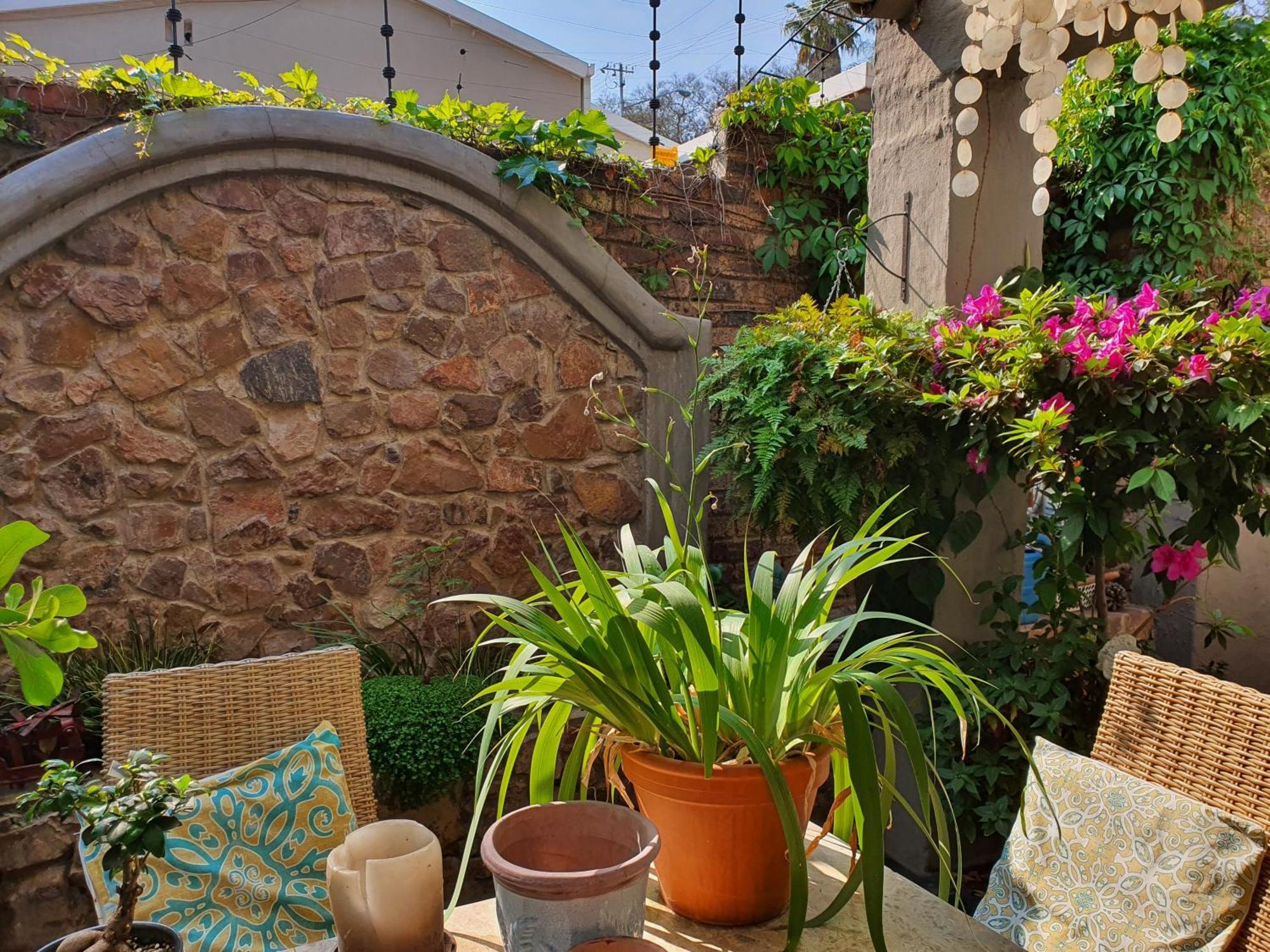 Waterhouse Guest Lodge In Waterkloof Преторія Номер фото