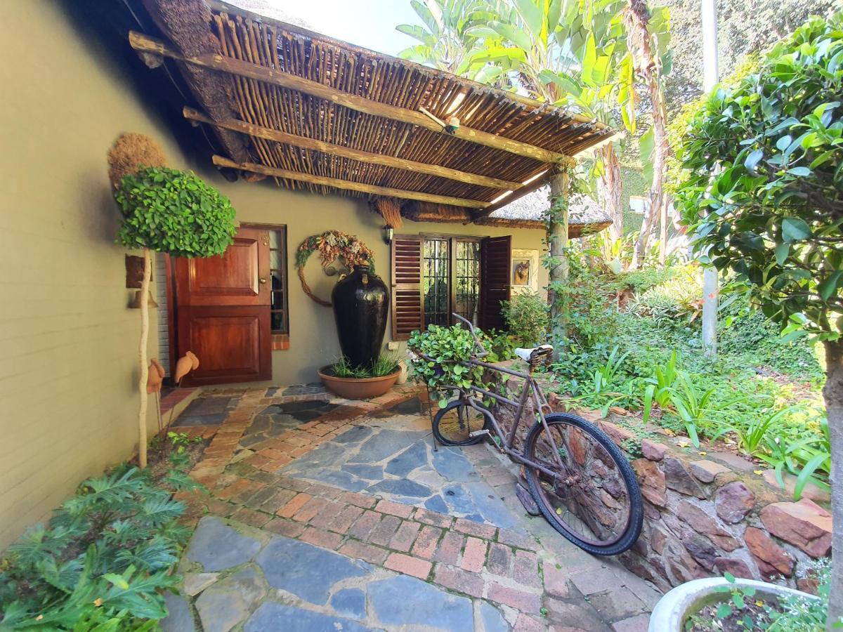 Waterhouse Guest Lodge In Waterkloof Преторія Екстер'єр фото