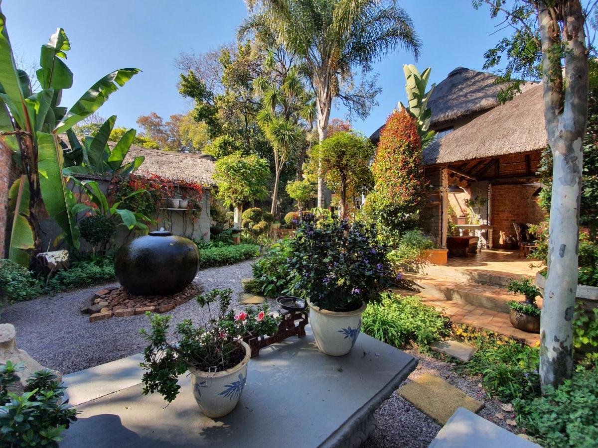 Waterhouse Guest Lodge In Waterkloof Преторія Екстер'єр фото